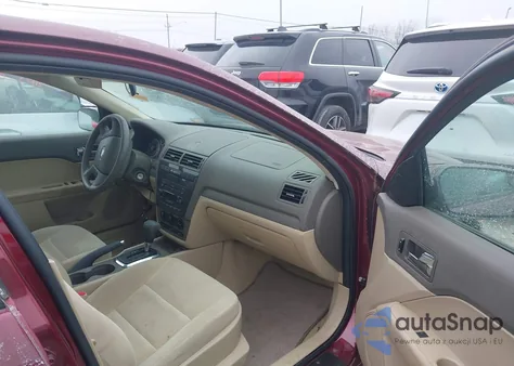 2007 Ford Fusion z USA, uszkodzony, nr VIN 3FAHP0727RR119277